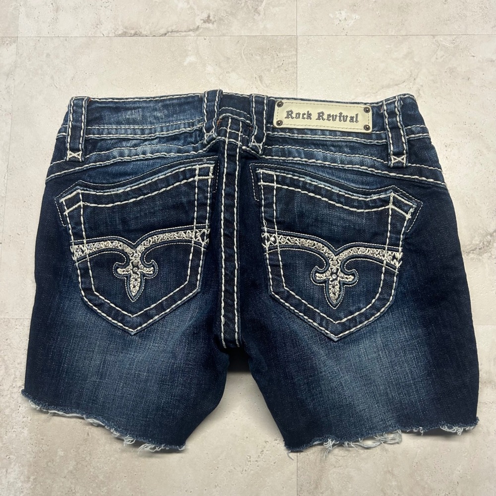 Rock Revival Low Rise Denim Shorts Dark Wash Women 28 Cut Off Frayed Y2K Western